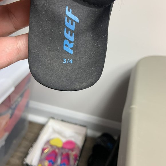 Reef Flip Flops - Picture 4 of 4